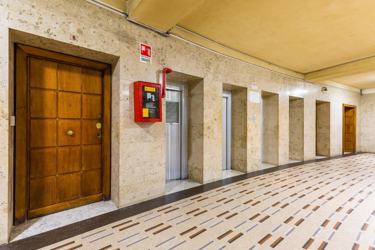 Piazza Municipio Apartments By Wonderful Italy Napoli Eksteriør bilde